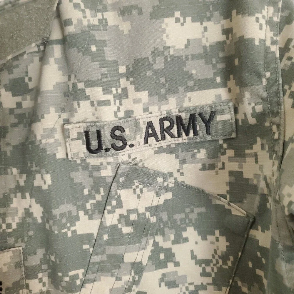 US Army Jacket Mens S Long Digital Camo Coat Combat Jacket Full Zip Size Small